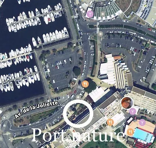 ビレッジ ナチュリステ アパート *